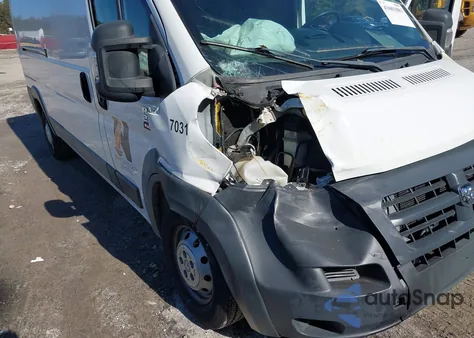 2018 Ram Promaster 2500 High Roof 159 Wb z USA, uszkodzony, nr VIN 3C6TRVDG4JE144383